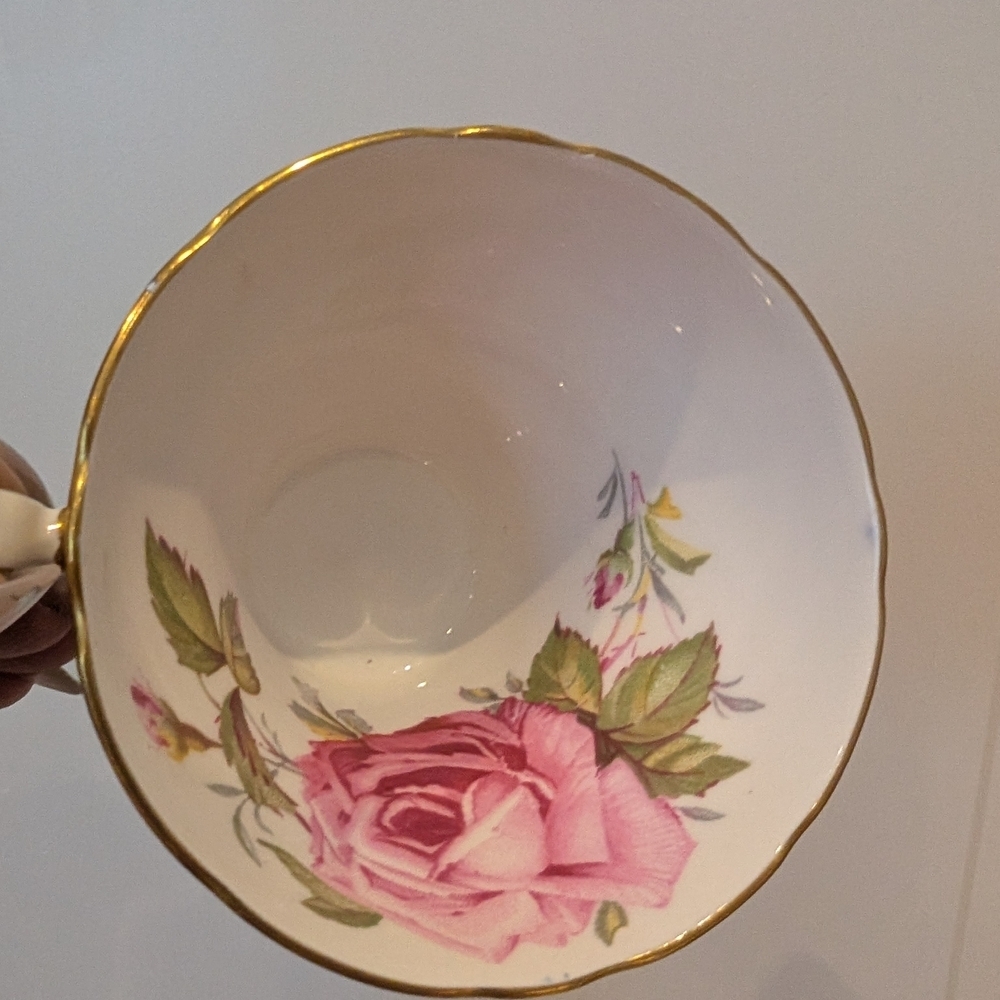 Aynsley Navy and Gold Teacup and Saucer - Picture 9 of 12